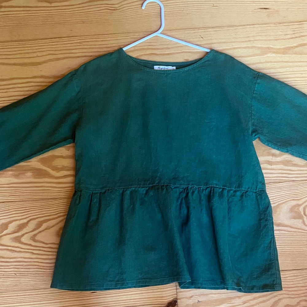 Women’s 100% linen Peplum Long-Sleeve Top in Forest Green